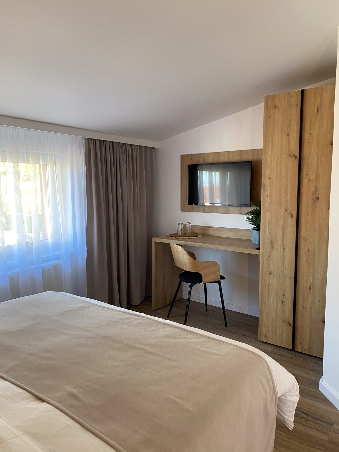 Camera Superioara cu balcon